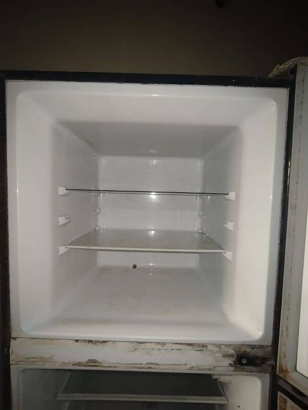 dawlance refrigerator for sale 1