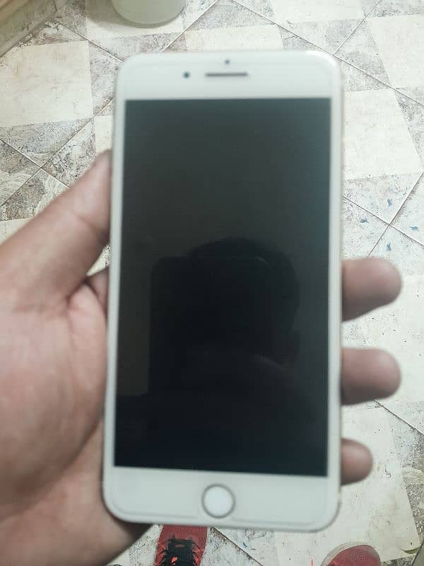 Iphone 7 plus 128gb pta approved 2