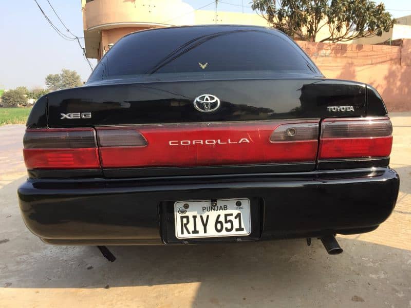 Toyota Corolla 2001 4