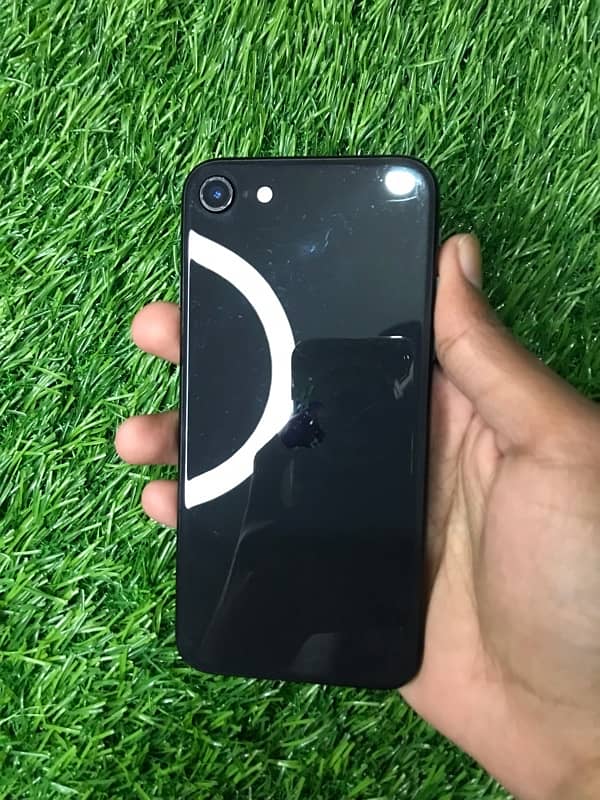 I phone se2020 2nd generation (64gb) non pta only sale 0