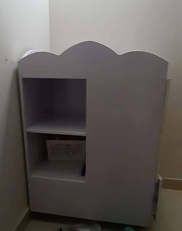 cot with mattress and storage drawers 0