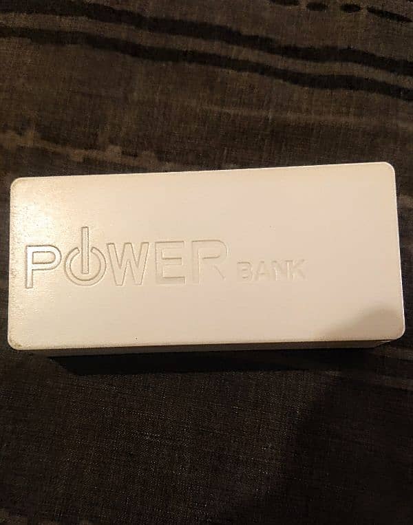 10,000mAh Powerbank 1