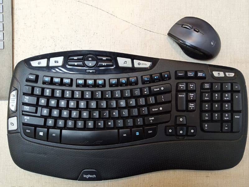 logitech Wave Wireless Keyboard + Mouse 2