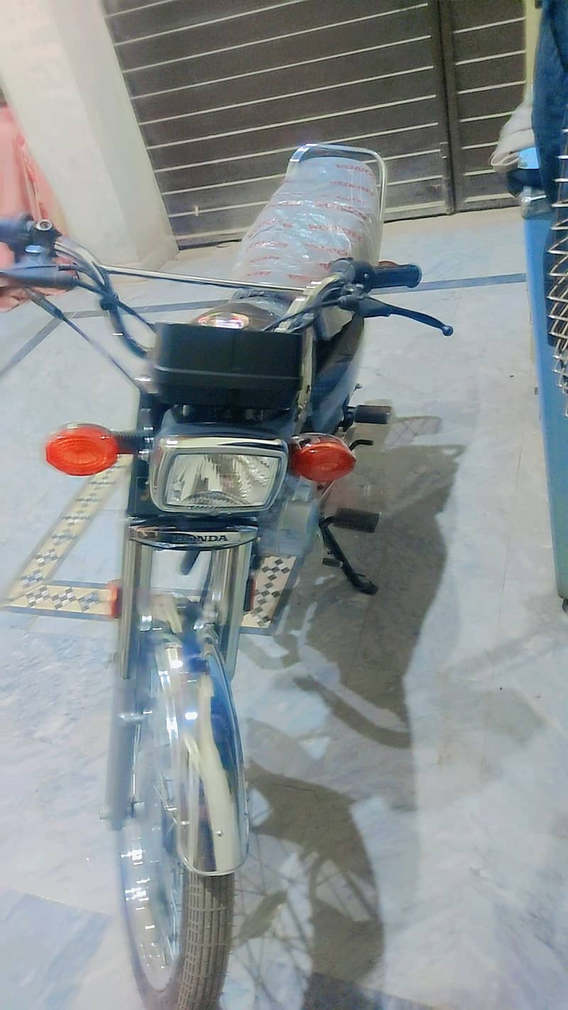 Honda CG 125 2025 0