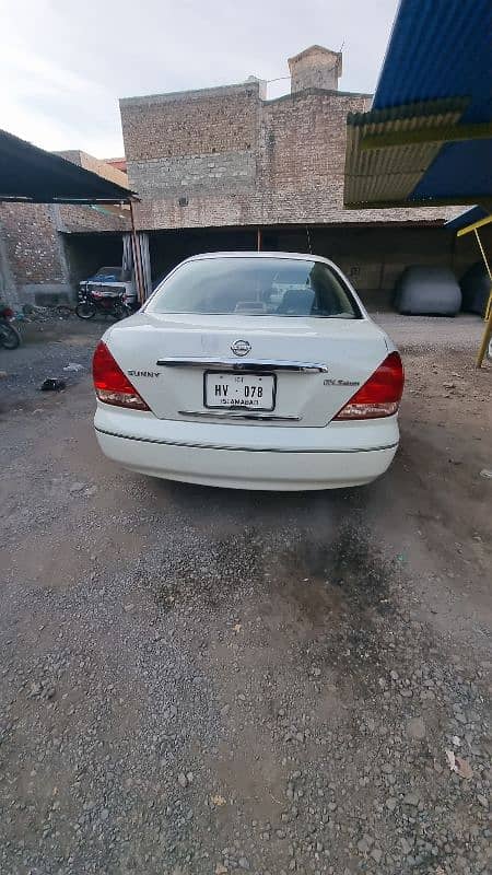 Nissan Sunny 2005 11