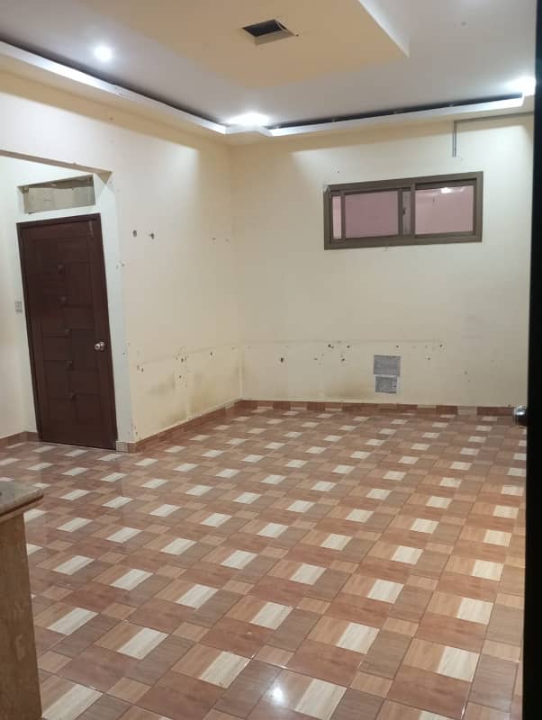 2 bed lounge office for rent in commercial building 5