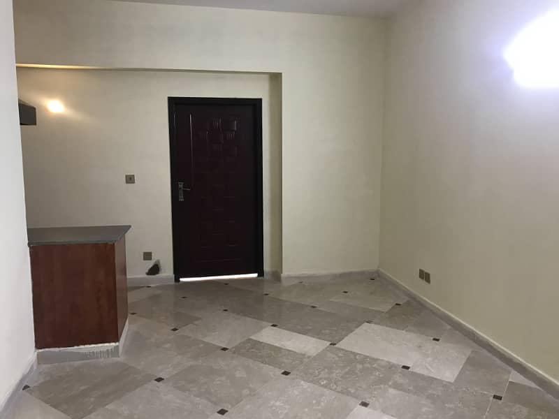 E 11- 2BAD APARTMENT AVAILABLE FOR RENT 0