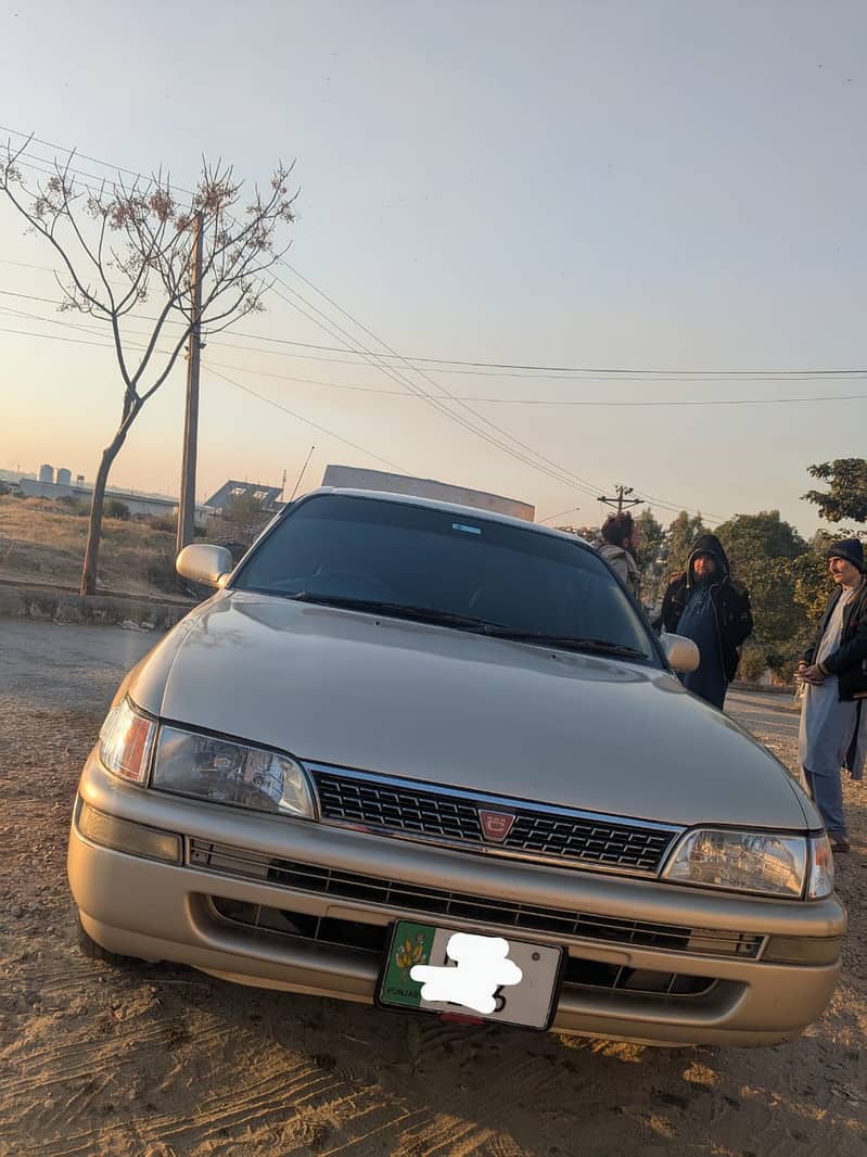 Toyota Corolla GLI 2000 0