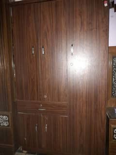 kids cupboard in good condition