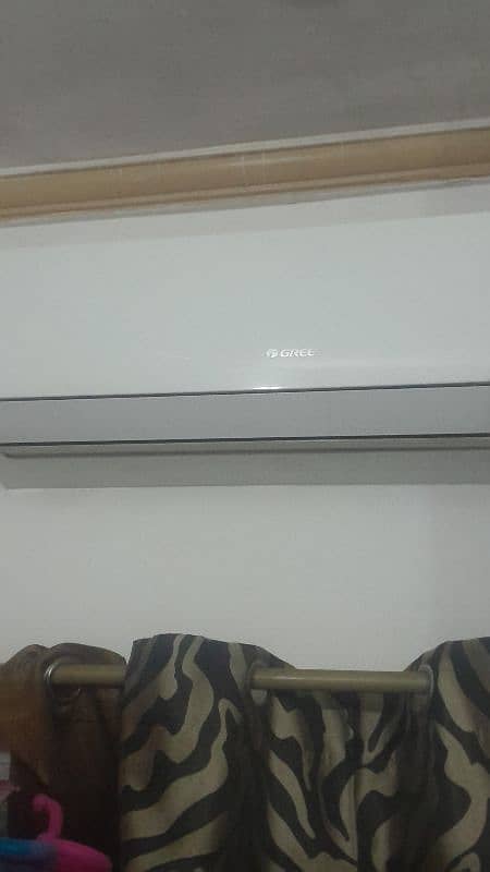 like brand new Ac 1.5 ton for sale 2