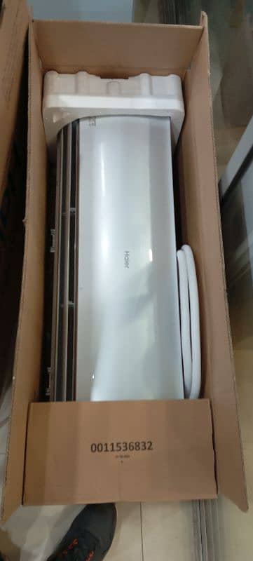 ONLY 15 DAYS USED NEW AC HAIER 1.5 TON AC FOR SALE 0