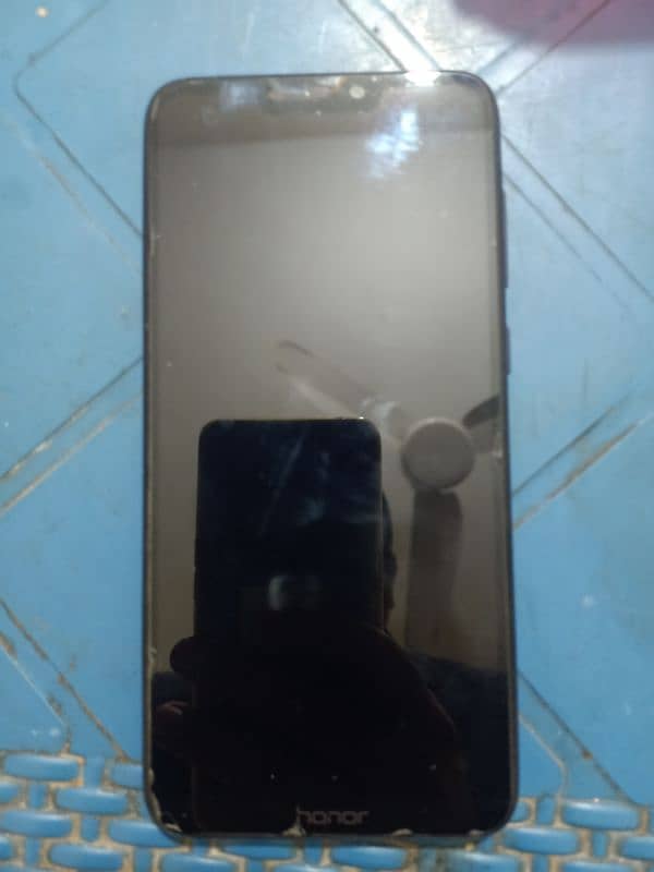 Huawei Honor 8C for Sale Rs. 12,500/-- 0