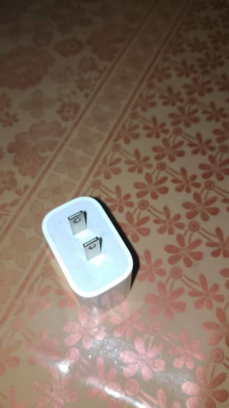 Iphone 11 Original Charger (20w) 0