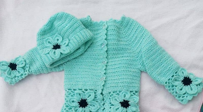 Crochet Baby Set کروشیہ کے ہاتھ سے بنے بچیوں کے سیٹ 0