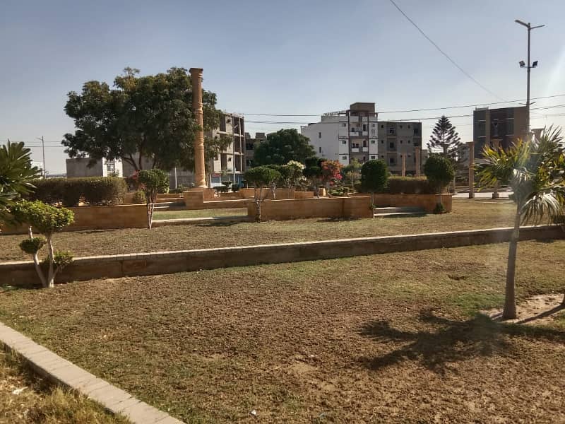 120 yards plot for sale in Falaknaz Dreams 4