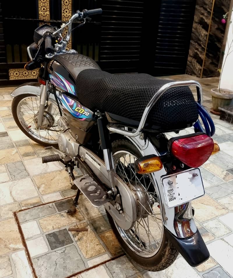 Honda | CD70 | Jul-2024 Black (10/10 condition) 9