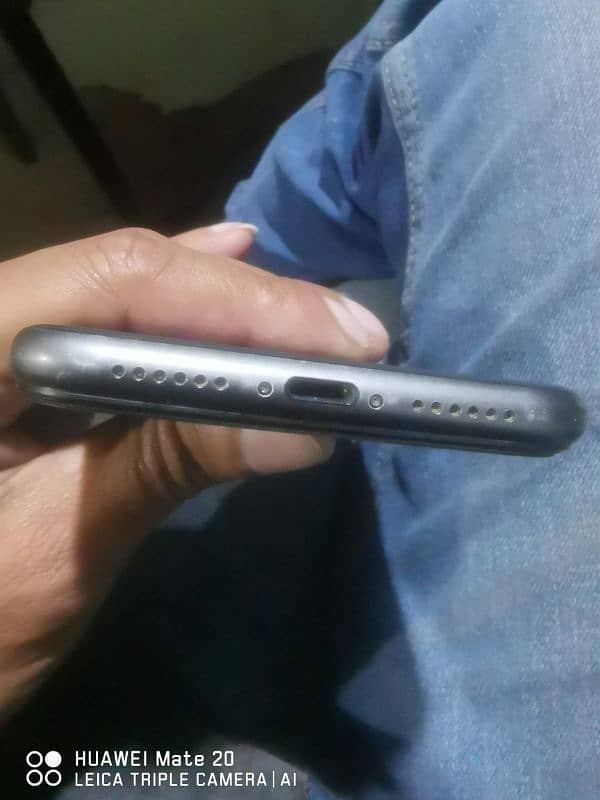 I phone 11 factory unlocked 3