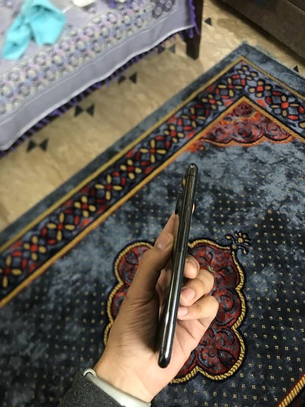 iphone Xsmax 256 gb 4