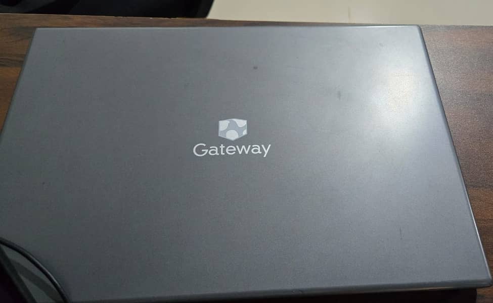 Gateway Ryzen 7 with Radeon Vega Card 15.6" 1