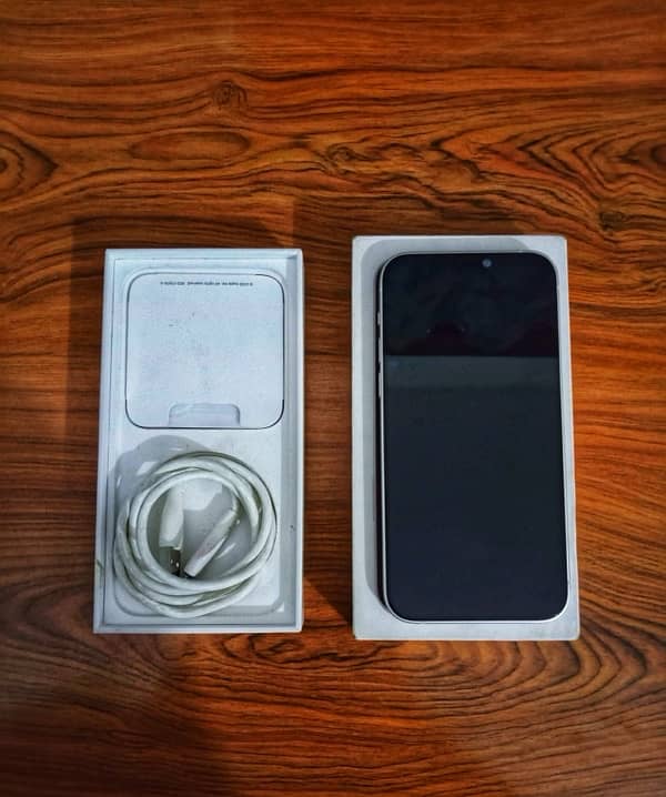 I-Phone 12 JV Box Pack 10/10 Condition 1