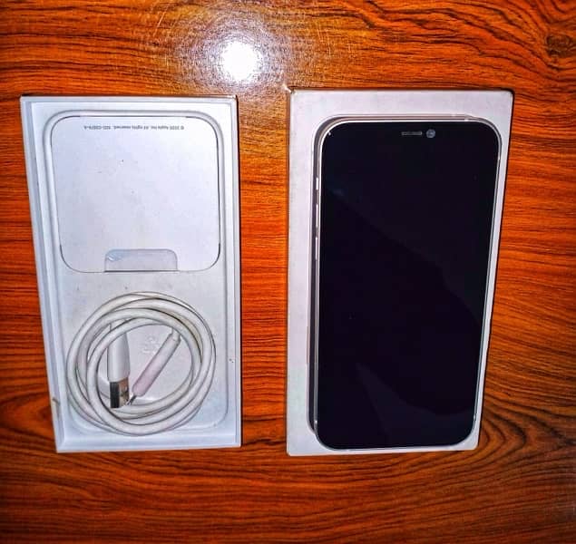 I-Phone 12 JV Box Pack 10/10 Condition 2