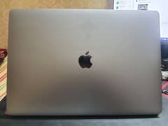 Macbook Pro 2019 15 inch 32 Gb 512 High end variant