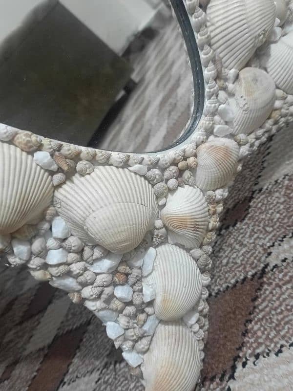 mirror decor with sea shells 4