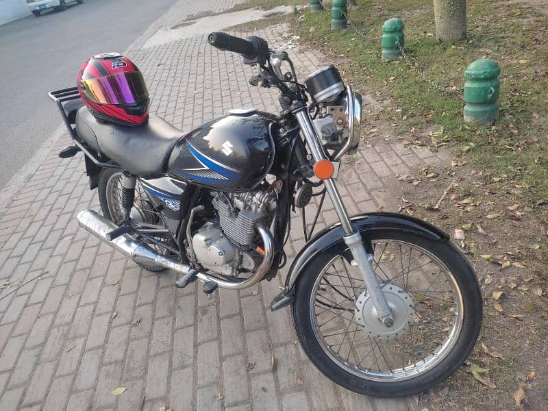 Suzuki GS150 2015 Model Good Condition 0