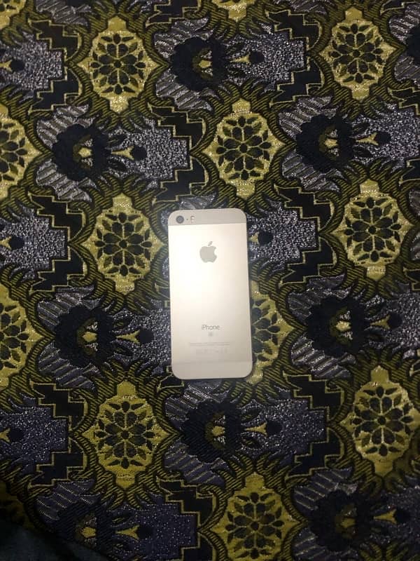 i phone 5 SE 32 GB Non pta mobile 10/10 hai 5