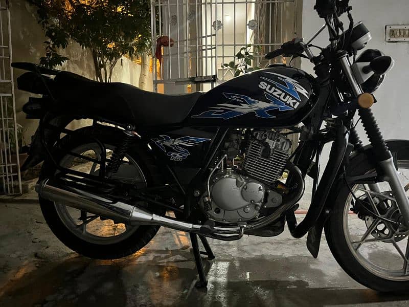 Suzuki 150 SE 4