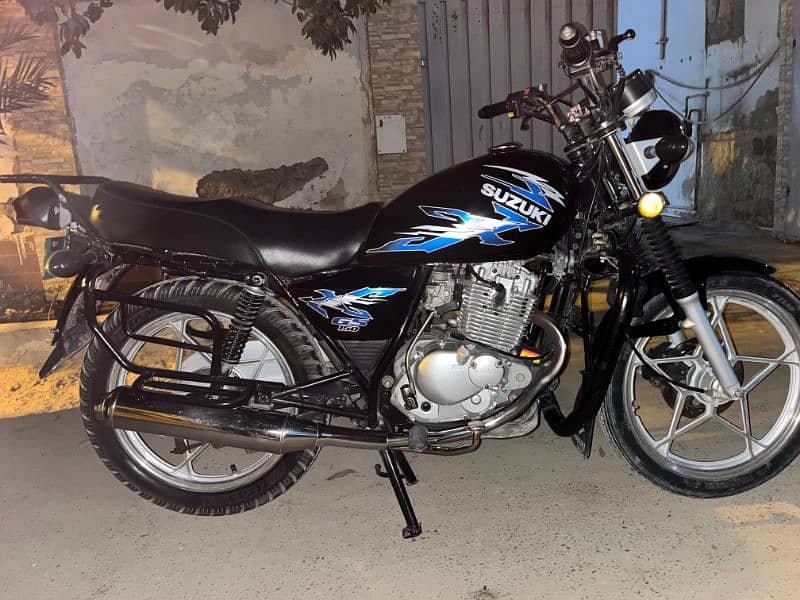 Suzuki 150 SE 13