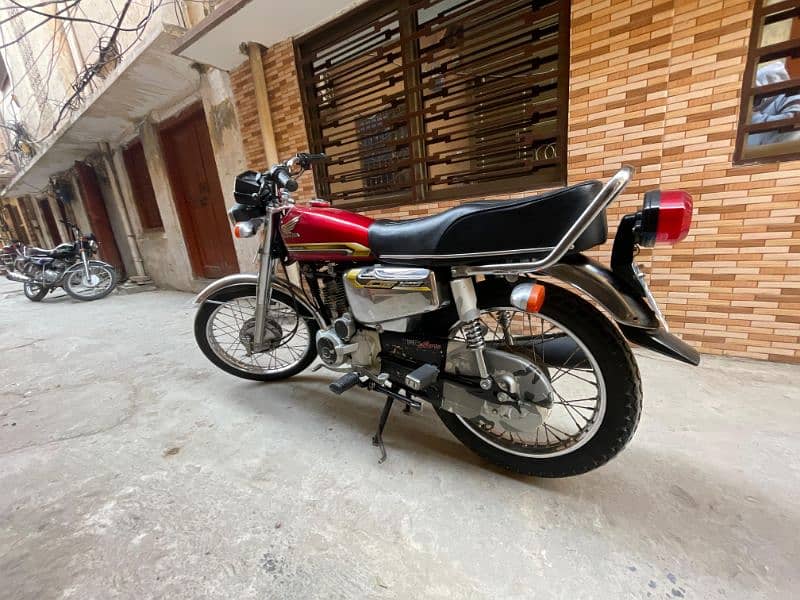 Honda  125 Atlas SE 7