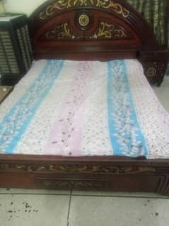 For Urgent Sal Double Bed medum Size with 2x Sid tabl Mob=0311-0327691