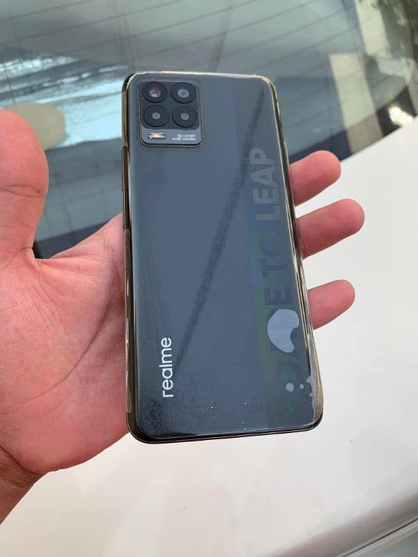 Selling Realme 8 5