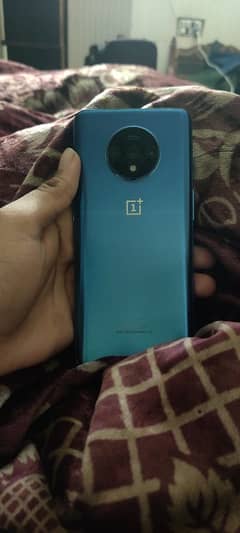 ONEPLUS 7T 8GB 256GB PATCH Pta Siraf front panel ka glass change ha.