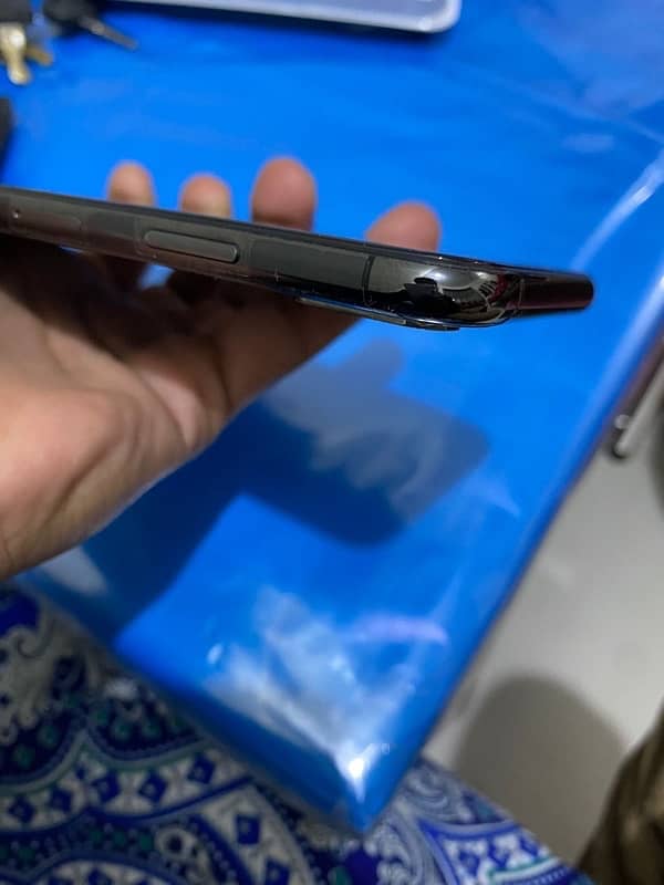 Iphone XS (JV) Just  41000  With Charger 10/10 2