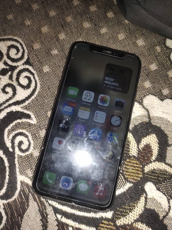 iPhone X 256 gb memory 10/10 only battery change 3