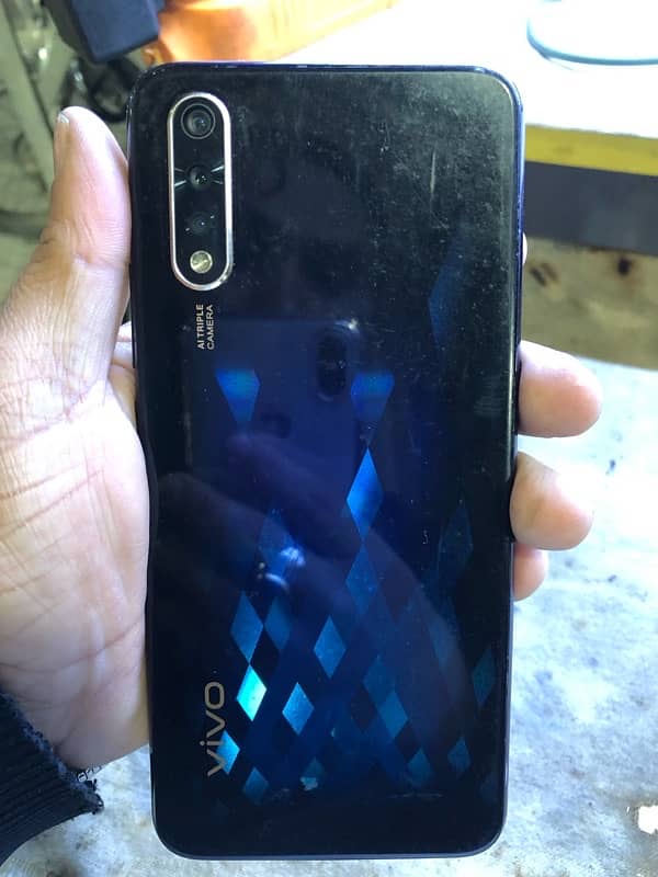 Vivo S1 4GB ram 128GB memory 1