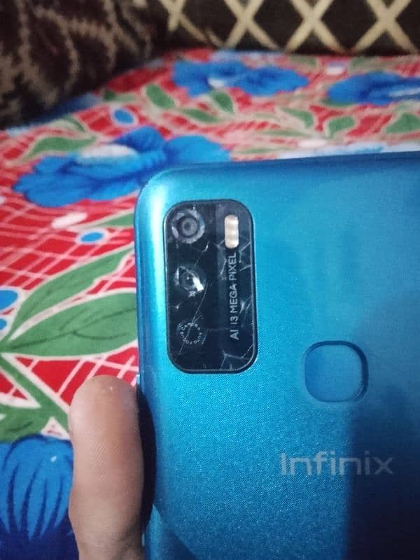 Infinix hot 9 play 4/64 1