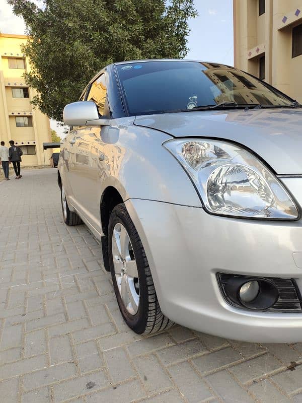 Suzuki Swift 2012 DLX 7