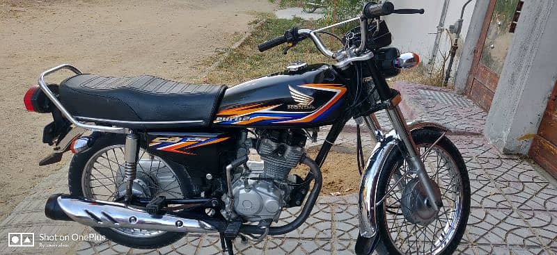 Honda CG 125 mint condition 13