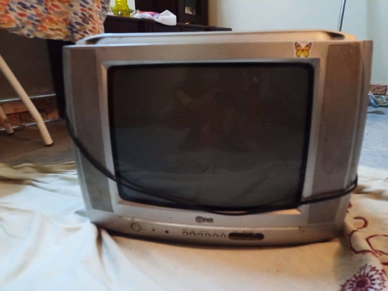 LG Original TV For Sale 2