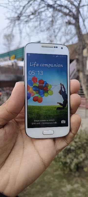 Samsung galaxy S4 Mini PTA approved original antique phone 0