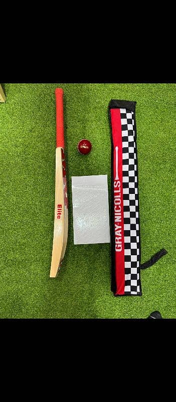 MRF cricket bat with ball ,cover and sheet WhatsApp. 03106166427 2