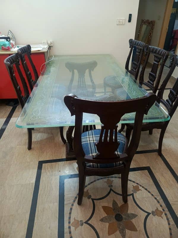 Six Seater Glass Top Dining Table in Excellent Condition For Sale 2