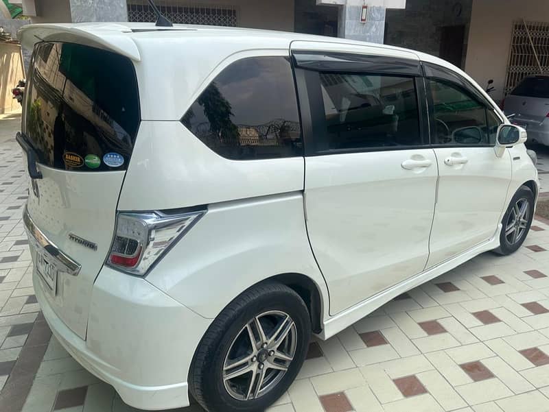 Honda Freed 2017 3