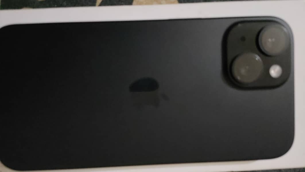 Apple iPhone 15 black 128GB with box 3