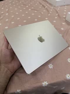 MacBook Air M3 9 cycles 11 month’s warranty