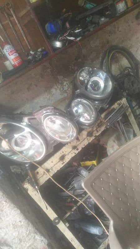 Mercedes head lights 4