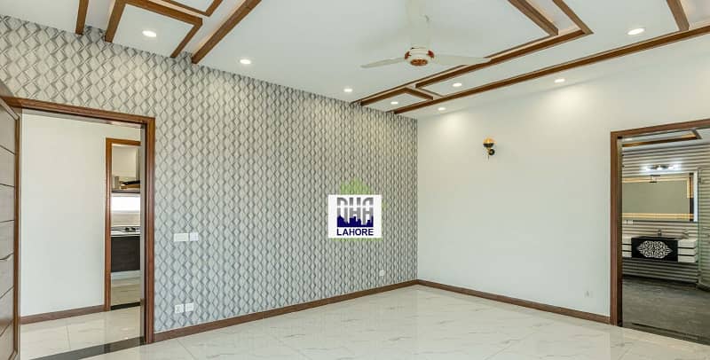 1 Kanal House for Rent in DHA Lahore Phase 7 Facing park 19